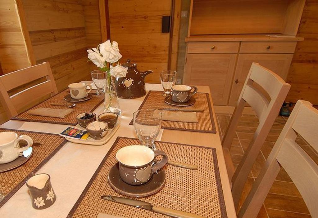 Chalet La Ferme De Noemie Mercury-Gémilly 외부 사진